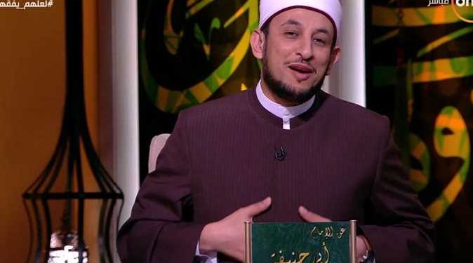 رمضان عبد المعز: لا يجوز الجلوس في مطاعم تقدم خمورًا (فيديو) 1