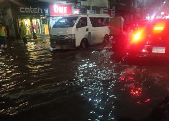 أمطار غزيرة على سماء الإسكندرية.. والمحافظة تستعد بسيارات كسح الأمطار 1