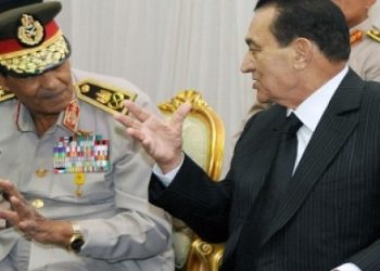 بعد غيابه عن الجنازة.. طنطاوي ينعى مبارك في الصحف 6