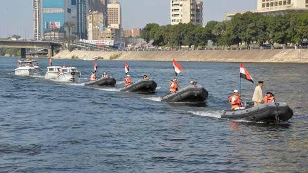 شرطة المسطحات تجرى بيانات عملية فى نهر النيل