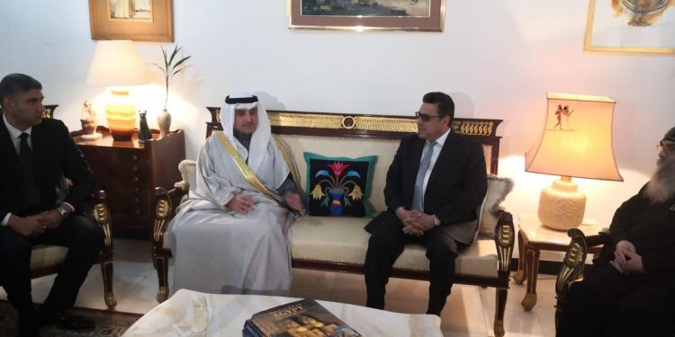 عزاء دبلوماسي في منزل السفير المصري بالكويت للرئيس الأسبق مبارك