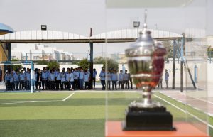 كأس السوبر الافريقي تزور مدرسة مصرية في قطر قبل قمة الزمالك والترجي.. صور 1