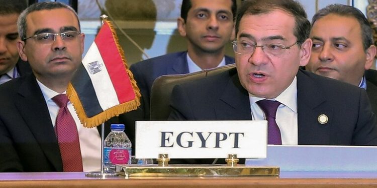وزير البترول : مصر اتفقت مع 5 شركات للتنقيب عن النفط والغاز في المتوسط مطلع 2021 1
