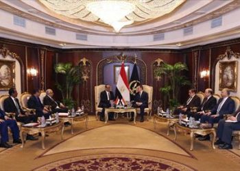 وزير الداخلية يؤكد لنظيره اليمنى على ضرورة التصدى لظاهرة الإرهاب 1