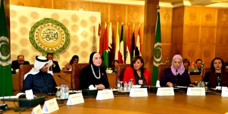 انطلاق مؤتمر سيدات الأعمال لدعم إستراتيجيات وتعزيز دور المرأة خلال ساعات 1