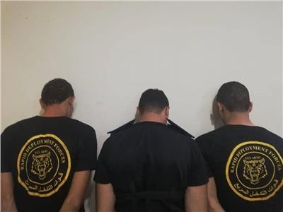 القبض على 7 متهمين بانتحال صفة شرطة واستولوا على مبالغ مالية من عامل بعابدين 1
