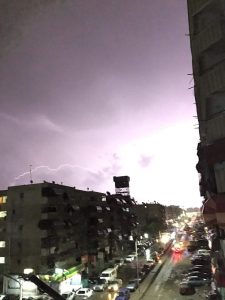 البرق يضئ السماء وأمطار رعدية تضرب بورسعيد (صور) 5