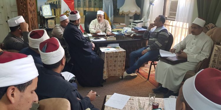 وكيل أوقاف الإسكندرية يجتمع مع القيادات بشأن متابعة تأمين المساجد من كورونا 1