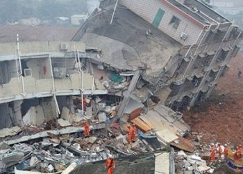 سقوط فندق في الصين