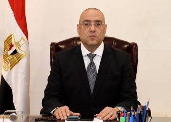 وزير الإسكان يصدر قرارا بإزالة مخالفات البناء بطريق الإسكندرية مطروح الساحلي 1