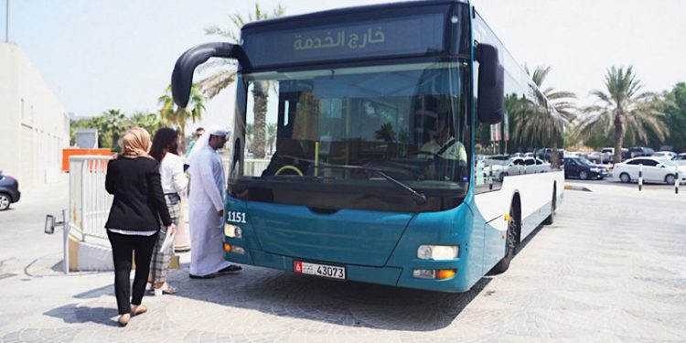 الإمارات تقرر غلق وسائل النقل العام من مساء الخميس إلى الأحد 1