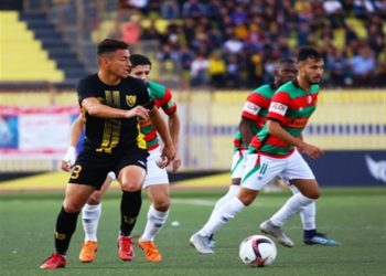 وزير الصحة الجزائري: استكمال مباريات الدوري بدون جمهور بسبب "كورونا" 2