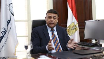 مصر القابضة للتأمين تدعم العمالة الموسمية المتضررة بـمبلغ 10 ملايين جنيه 1