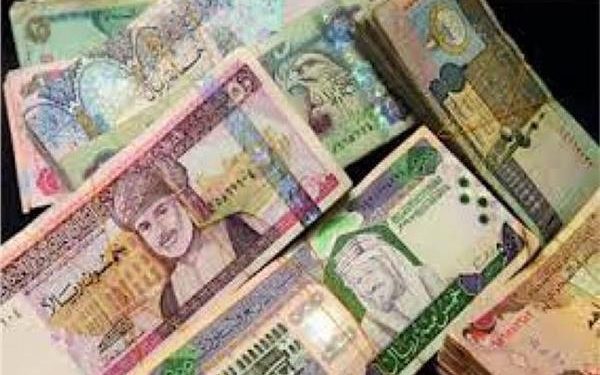 استقرار أسعار العملات العربية والريال السعودي يسجل 4.19 جنيه 1
