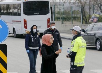 تركيا تمنع دخول السيارات من وإلى 31 محافظة بسبب فييروس كورونا 8