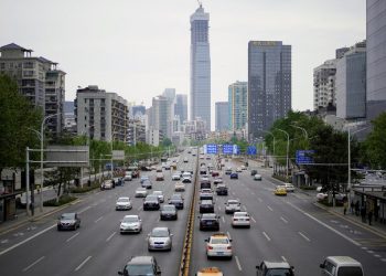 الصين تعيد فرض الحجر الصحي على أحياء في بكين بسبب كورونا 2
