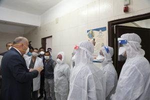 محافظ قنا يتابع الإجراءات الاحترازية لمواجهة فيروس كورونا..صور 3