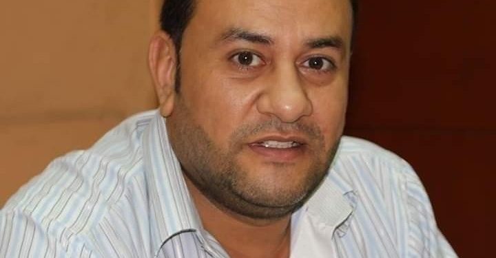 الصحفي محمود رياض