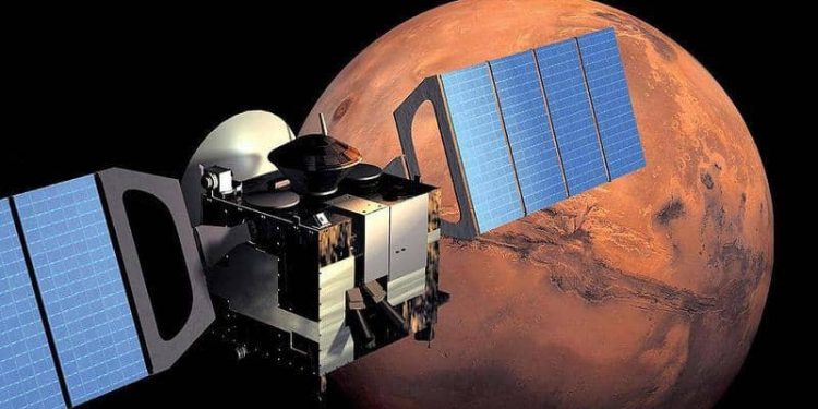حذر علماء من احتمال انتقال فيروسات "غريبة" من المريخ
