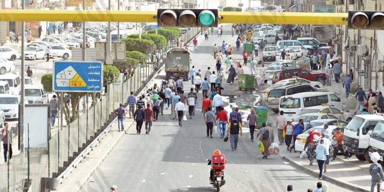 الكويت تستعد لإنهاء الحظر الكلي لتتحول إلى المناطق 1