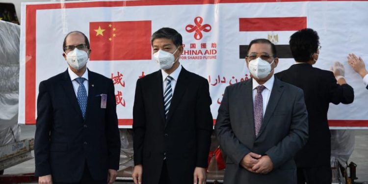 سفير الصين: نثق في قدرة مصر للتغلب على فيروس كورونا بأقرب وقت 1