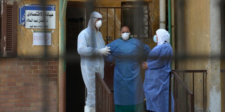 مصر تسجل أعلى معدل إصابات بفيروس كورونا خلال يوم .. والإجمالي يصل لـ 18756 1