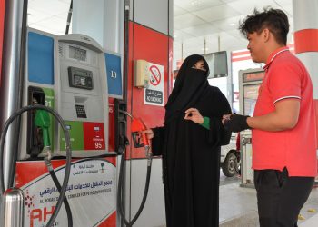 السعودية تخفض أسعار البنزين 50%.. تعرف علي التفاصيل 1