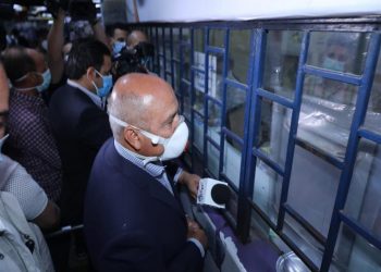 وزير النقل: توفير كمامات داخل منافذ حجز أتوبيسات السوبرجيت 1