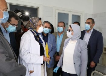 الصحة: مصر ستتسلم دفعة من دواء "ريمديسيفير" المعتمد لمواجهة كورونا 2