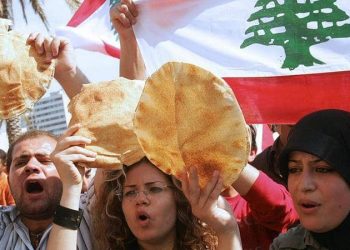 اللبنانيون