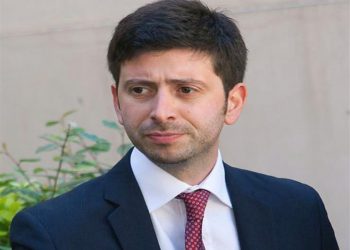 وزير الصحة الإيطالي: المعركة ضد كورونا لم تنته بعد 2