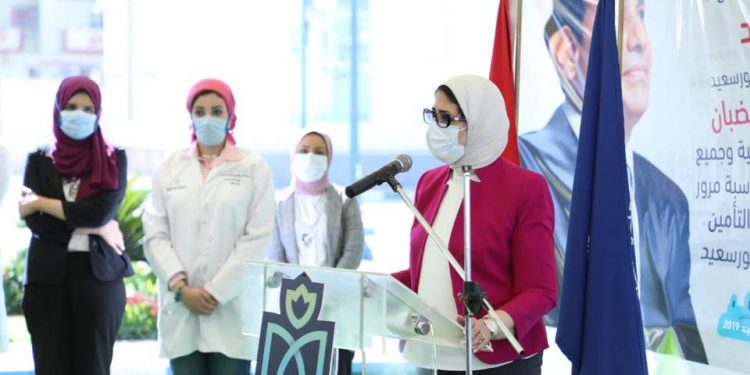 وزيرة الصحة تعرب عن فخرها بالقائمين على العمل بمنظومة التأمين الصحي الشامل 1