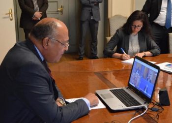 عبر الفيديو كونفرنس.. وزير الخارجية يشارك في المؤتمر الوزاري للتعهدات لـ الأونروا 2
