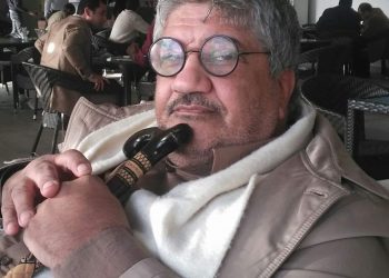 أمن الدولة تقرر تجديد حبس الصحفي محمد منير 15 يوما 1