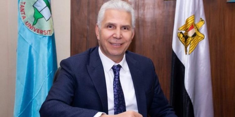 كمال عكاشة نائب رئيس جامعة طنطا