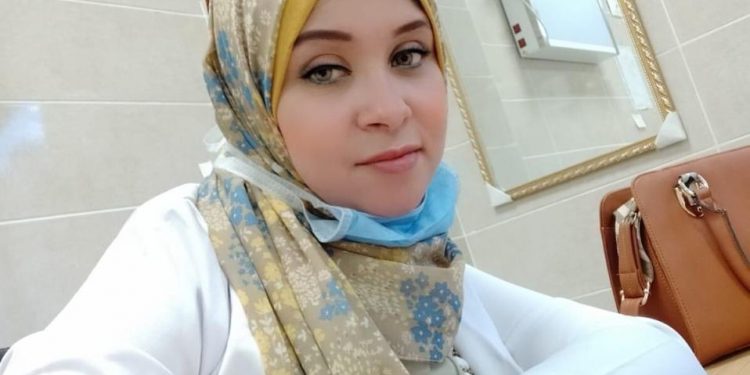 الدكتورة ندى عبدالمنعم