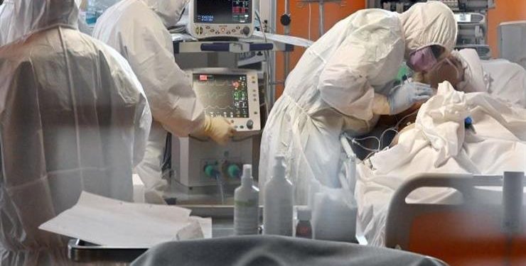 وزارة الصحة التركية: تسجل ٢٣ وفاة و٨٢٧ إصابة جديدة بكورونا 1