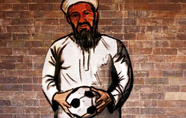 ظهور اسامة بن لادن داخل ملاعب الدوري الأنجليزي "صور" 1