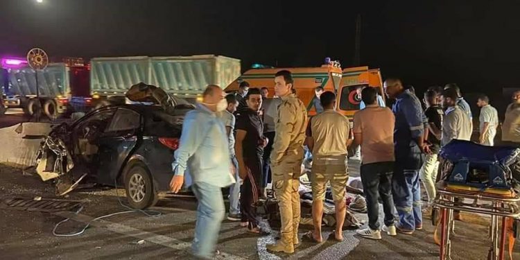 مصرع 6 أشخاص في حادث تصادم مروع بطريق «السويس - القاهرة» (صور) 1