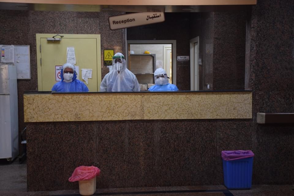 نائب محافظ الاقصر يتابع سير العمل داخل مستشفى الاقصر العام 2