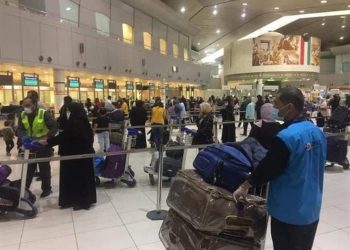 عودة الوافدين إلى الكويت