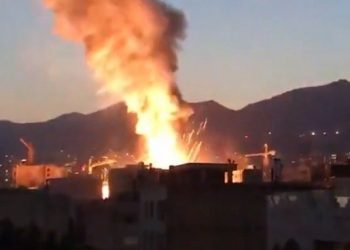 انفجارات تدوي داخل العاصمة الإيرانية طهران 5