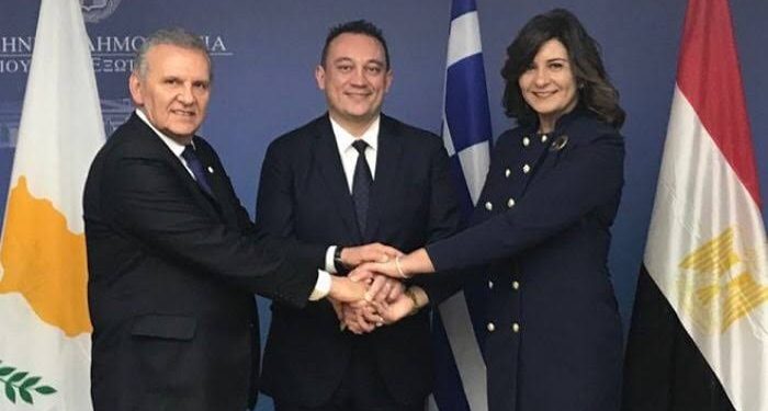 وزيرة الهجرة تعقد جلسة حوارية مع نظيريها اليوناني والقبرصي