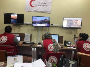 وزيرة التضامن توجه فريق الهلال الأحمر بدعم مصابي حادث طريق الإسماعيلية (صور) 4