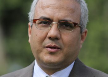 نقيب الصحفيين: الإفراج عن الزميل عادل صبري ووصوله لمنزله 1
