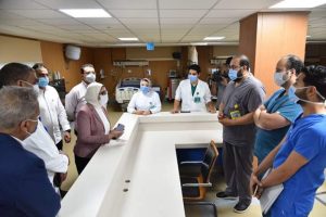 وزيرة الصحة تتفقد الأكشاك الطبية المتواجدة بالمواقع الإنشائية بمدينة العلمين 4