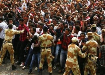 إثيوبيا تحصد عشرات القتلي والمصابين والسلطات تحجب الانترنت والاتصالات عن البلاد 4