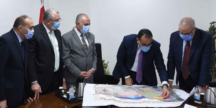 رئيس الوزراء يتابع ملفات استصلاح الأراضى فى سيناء