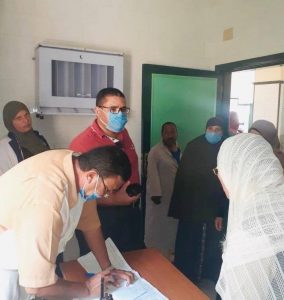 التنمية المحلية تتابع توافد السيدات على لجان الانتخابات فى كفر الشيخ 5