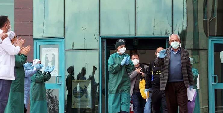 تركيا تعلن تسجيل أعلى معدل إصابلة يومية لفيروس كورونا خلال 6 أسابيع 1